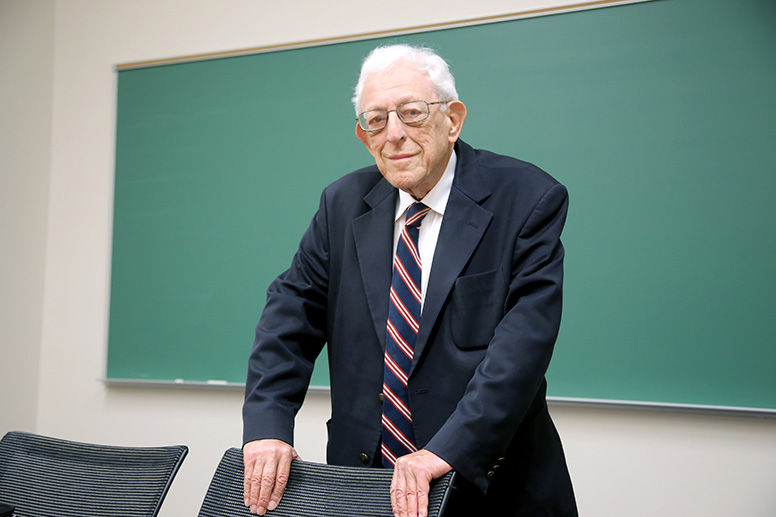 Robert Lester Weinberg