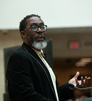 D.C. Courts Executive Officer Herbert Rouson Jr. addresses students at D.C. Superior Court